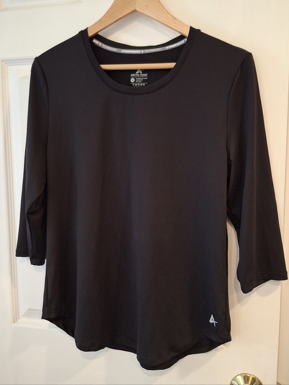 Arctic Cool HydroFreeze X Black 3/4 Sleeve Womens Activewear Top Black Sz M